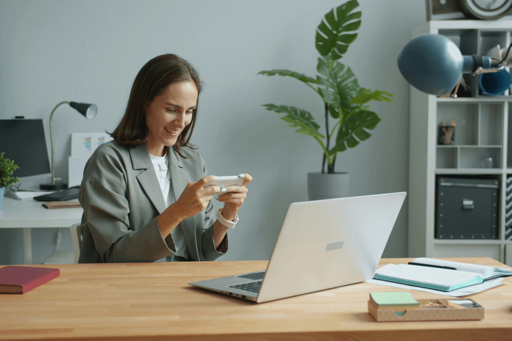 LinkedIn Carousel Posts: How to Create, Design & Post Them (2026)